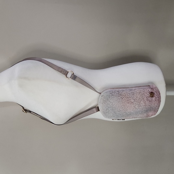 Nwot Lululemon Custom Tie Dye Sherpa Modular Phone Crossbody - Picture 4 of 14